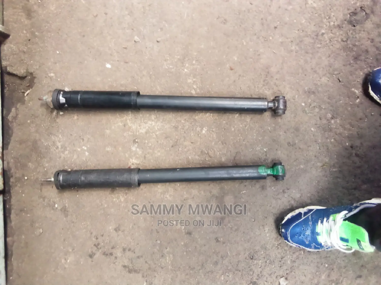 Mercedez Benz C 180 W203 Rear Shocks