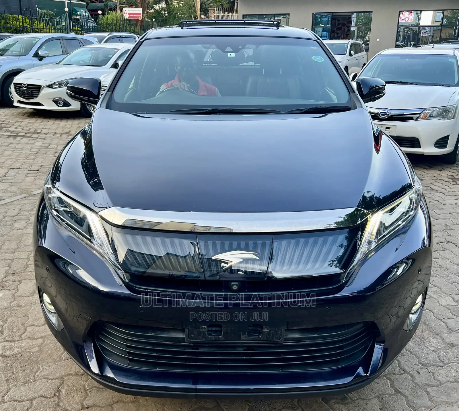 Toyota Harrier 2.0 4WD 2017 Blue