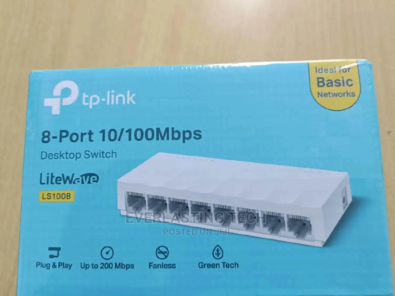 8-Port 10/100mbps Desktop Switch