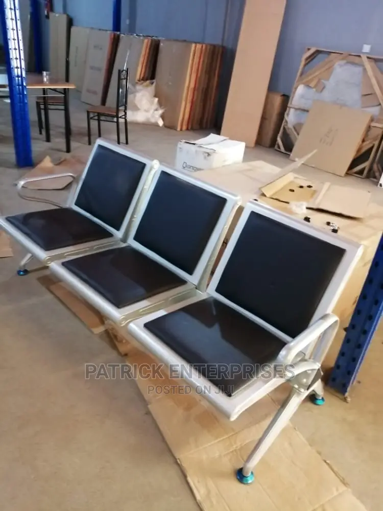 Heavy Duty Bench Waiting Chairs 3 Seater Padded