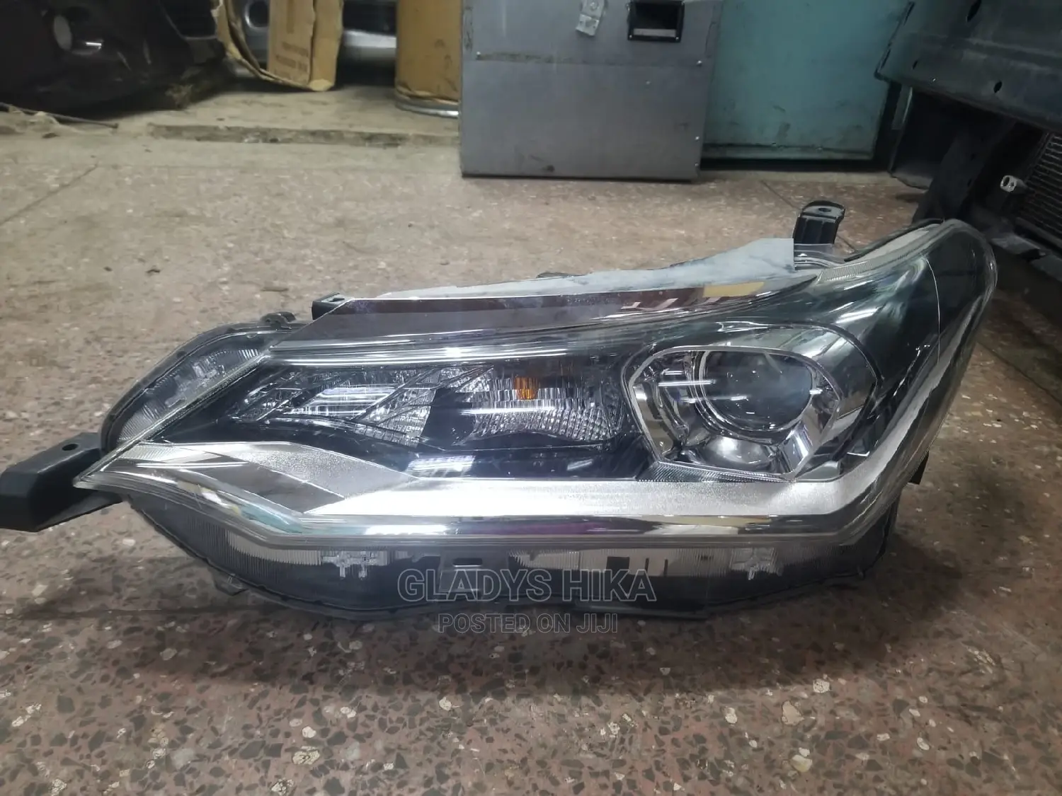 Ex Japan Headlights for Fielder 165 Xenon