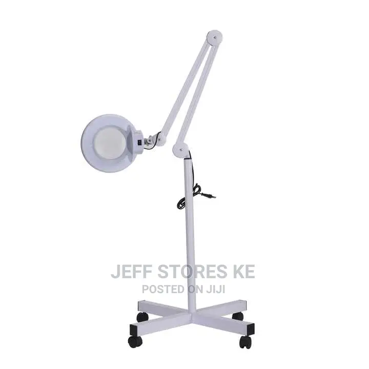 Standing Portable Magnifying Lamp