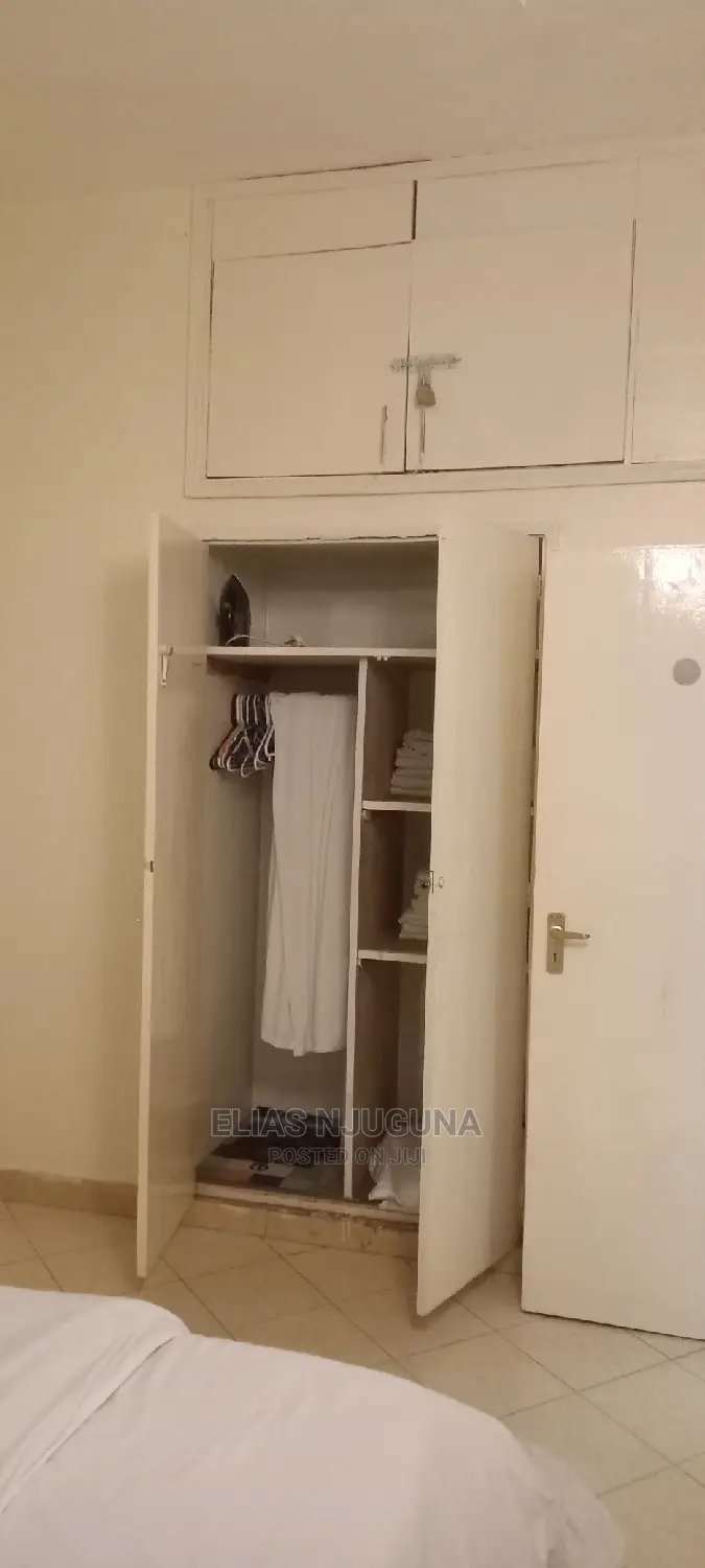 Airbnb (Furnished )3bdrm Bungalow In Buruburu .