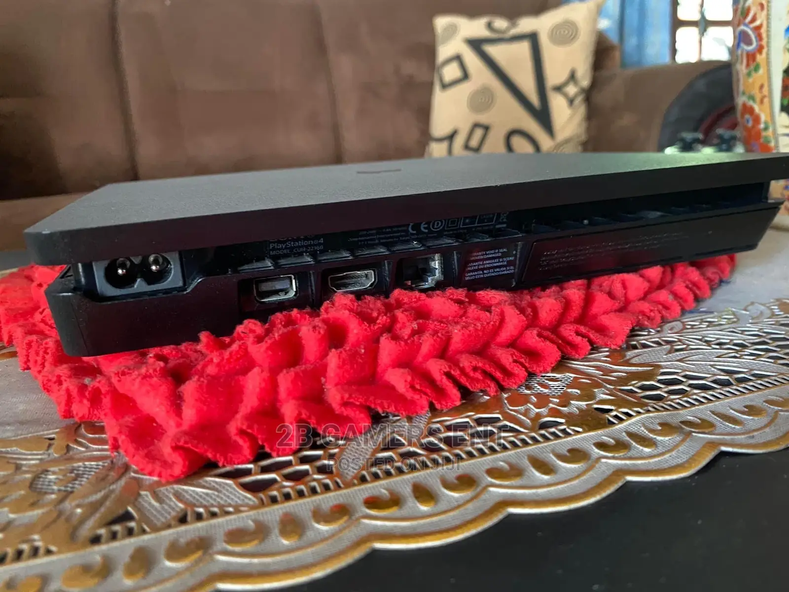 1 Tb Slim PS4 CONSOLE