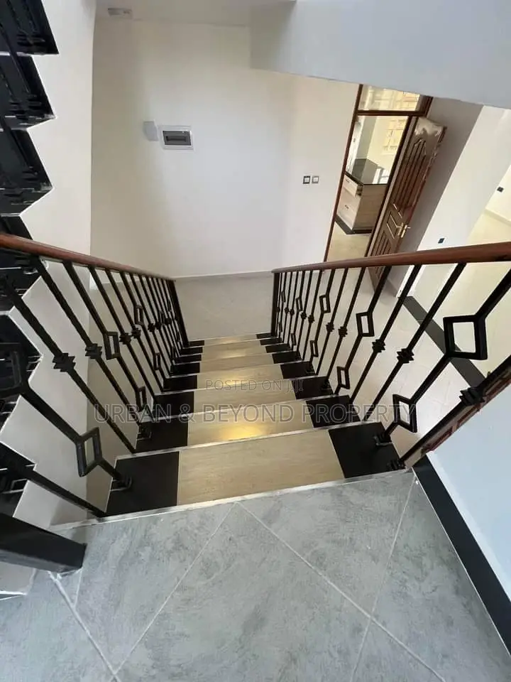 5bdrm Townhouse / Terrace in Kikuyu for rent