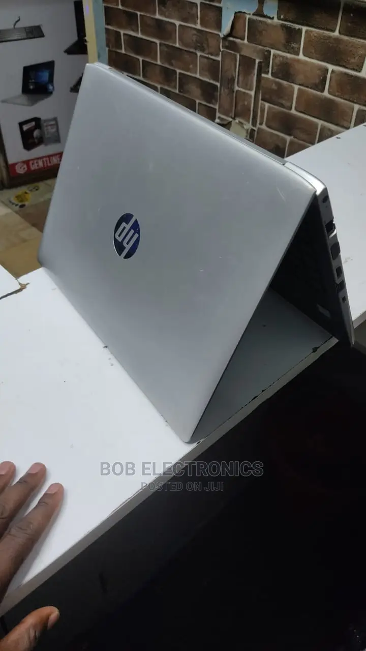 Laptop HP ProBook 450 G5 4GB Intel Core I5 HDD+SSD 500GB