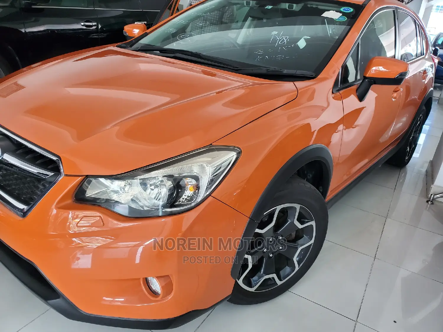 Subaru XV 2015 Orange