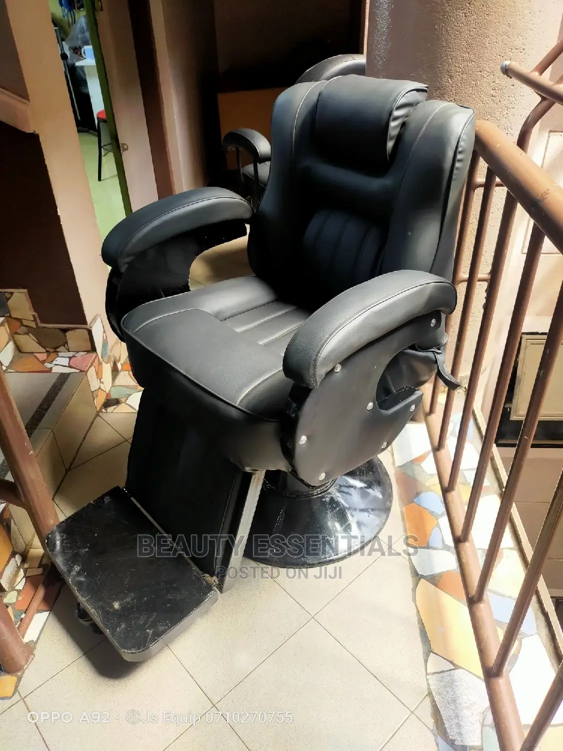 VIP Locally Made Barber Seat