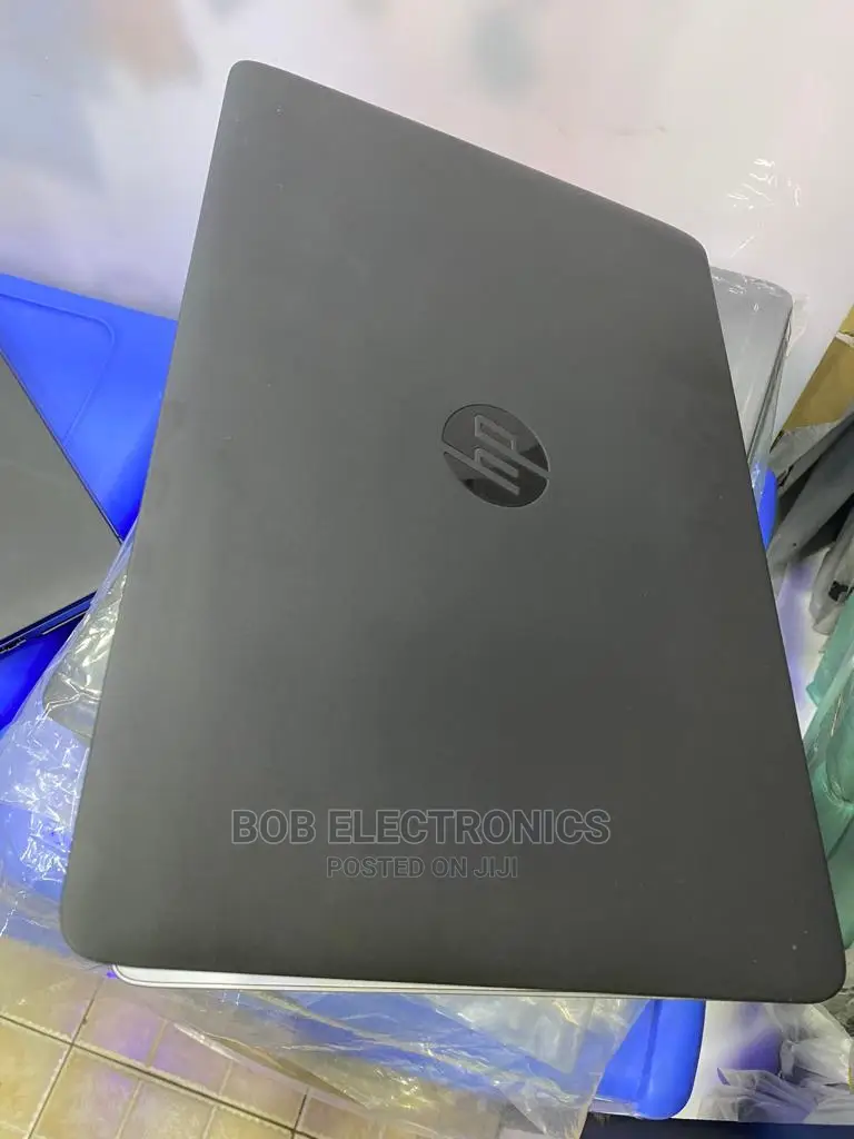 Laptop HP 15-Dw1197nia 4GB Intel Core I5 HDD 500GB