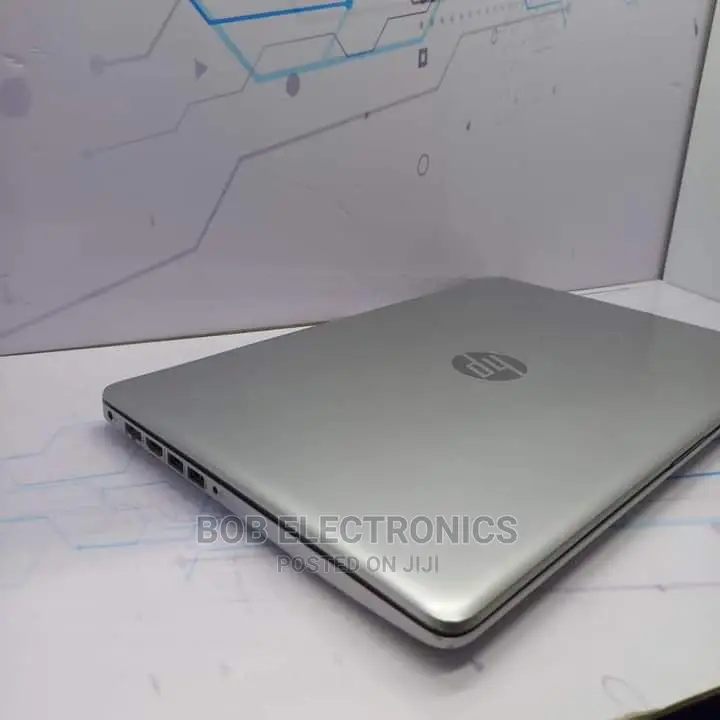Laptop HP 15-Dw3031 4GB Intel Core I5 HDD 500GB