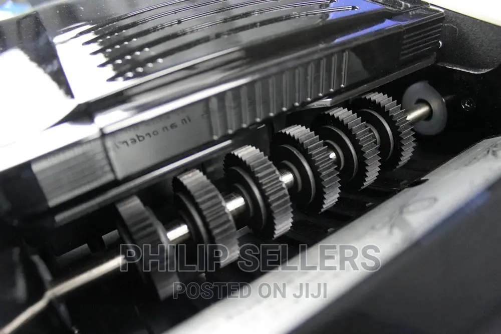 Multi Currency Counter Uv/Mg Counting Machine Bill Money Cou