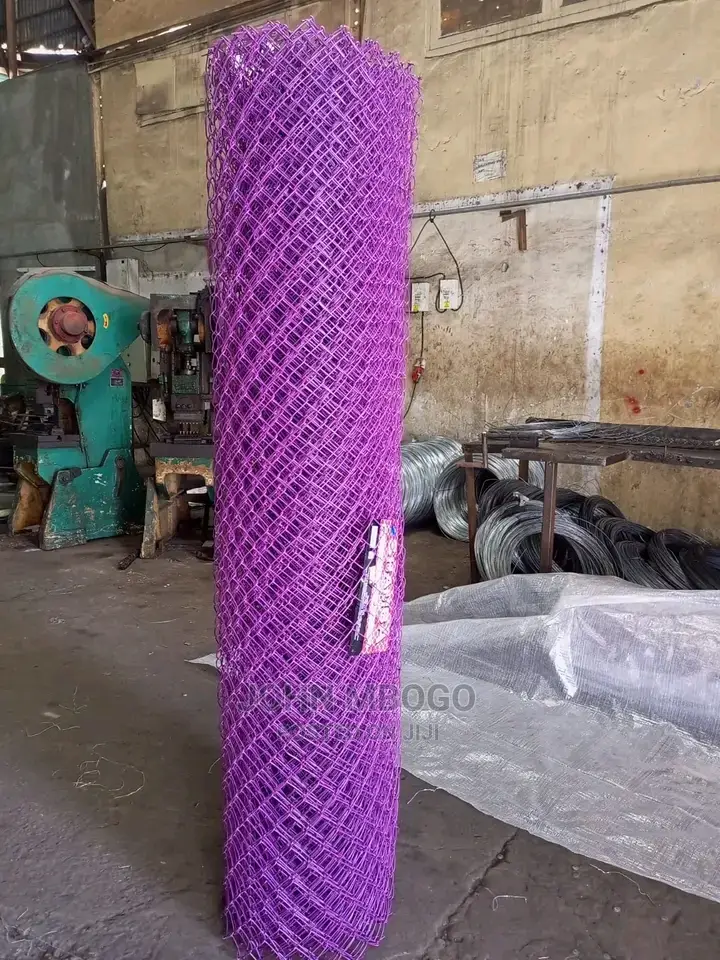 Coloured Chainlink Knuckled Edge