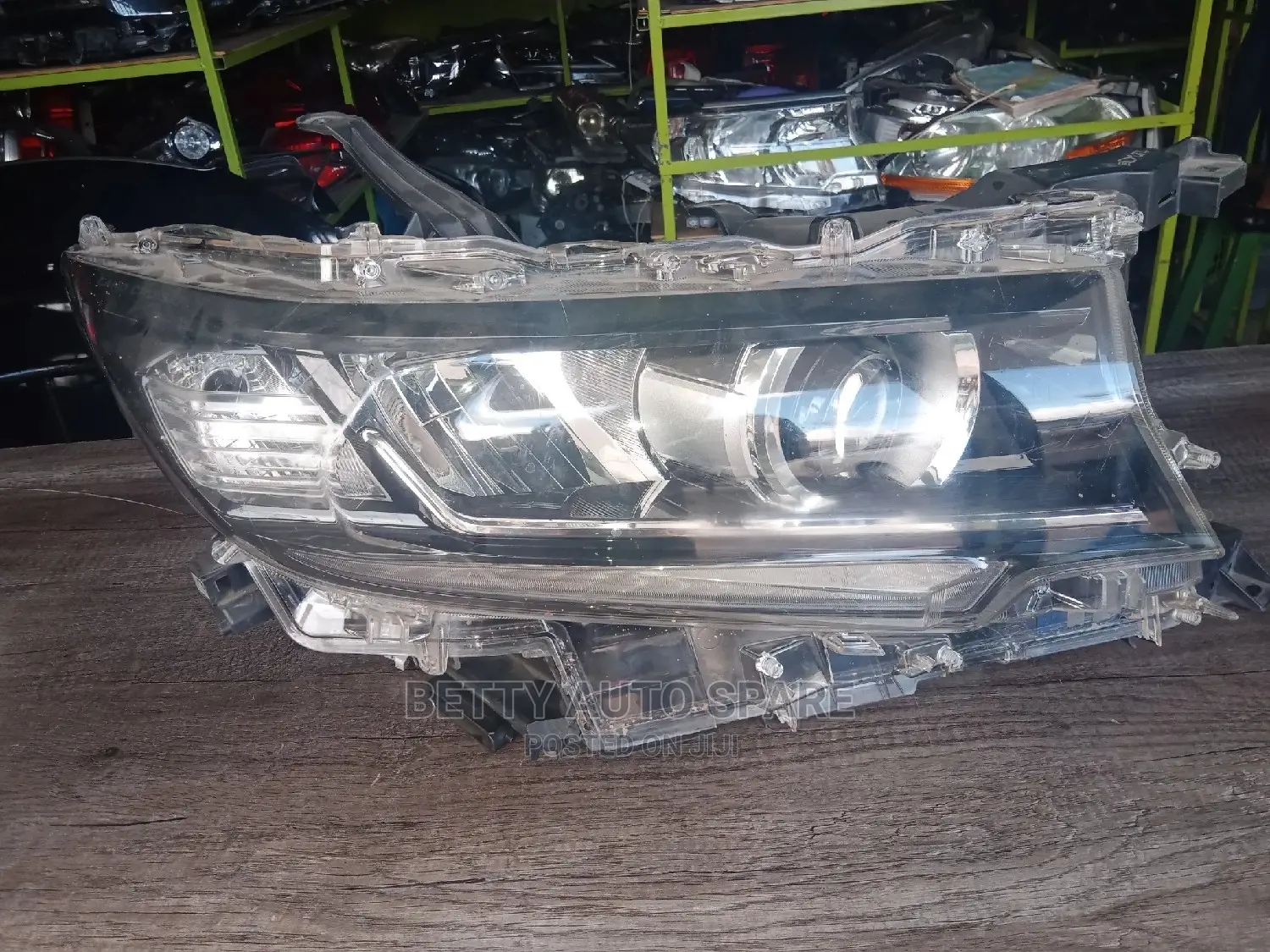 Prado 150 2018/2020 Headlight Xenon