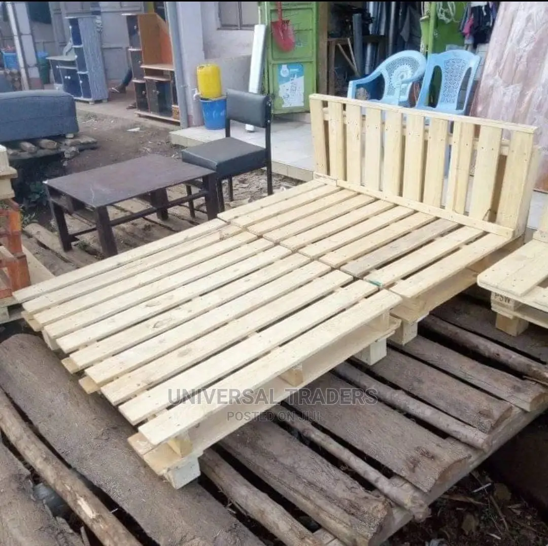 Strong Pallet Bed