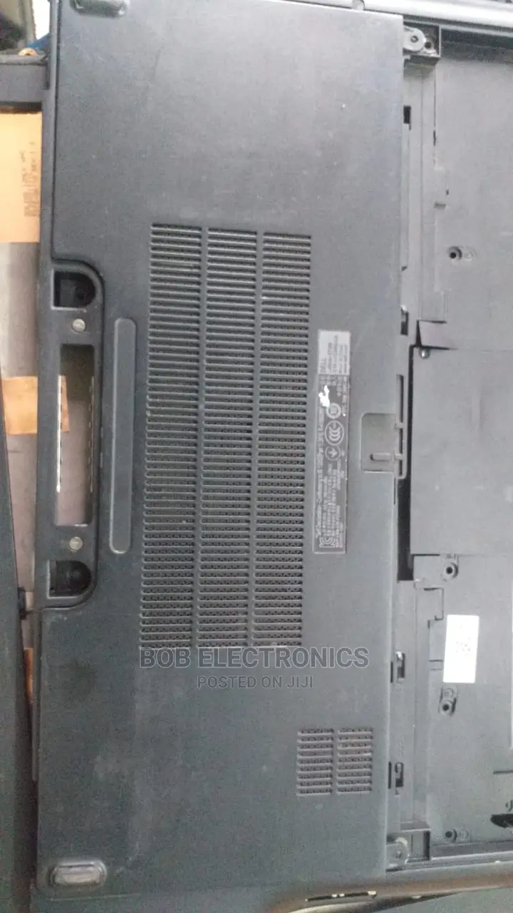 Laptop Lenovo 500e 4GB Intel Pentium HDD 320GB