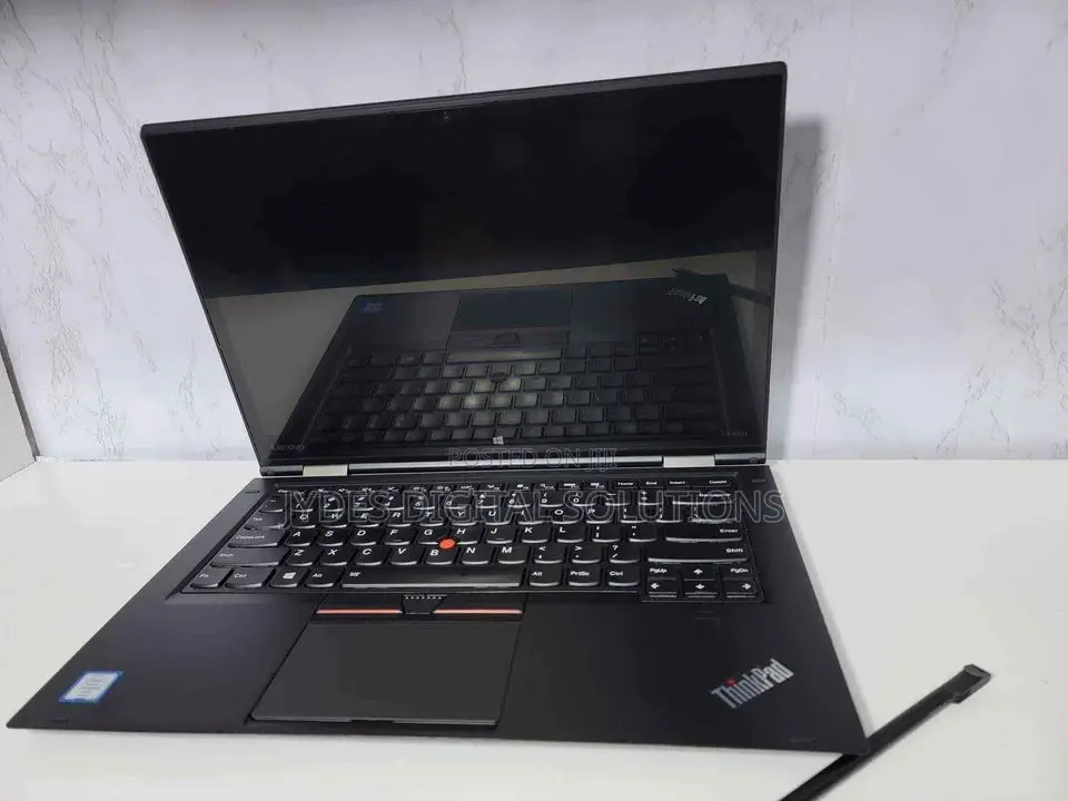 Laptop Lenovo ThinkPad X380 Yoga 16GB Intel Core I5 SSD 512GB