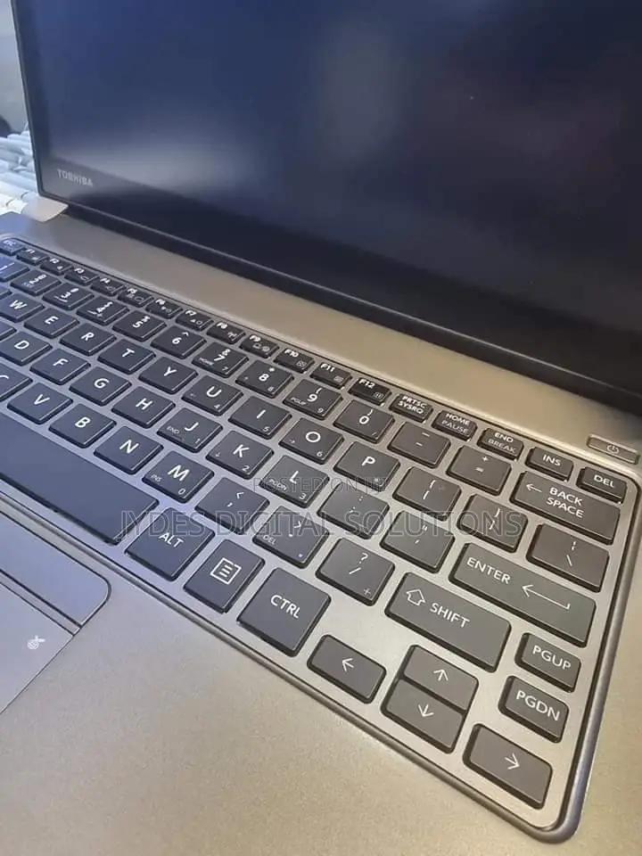 Laptop Toshiba Portege Z30 8GB Intel Core I7 SSD 256GB