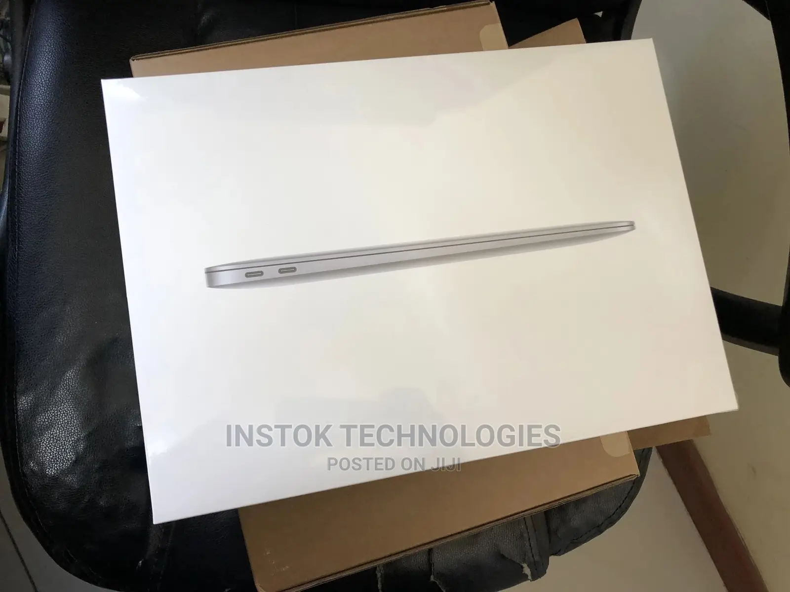 New Laptop Apple MacBook Air 2020 M1 8GB Apple M1 SSD 256GB