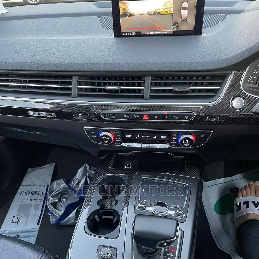 Audi Q7 2016 Black