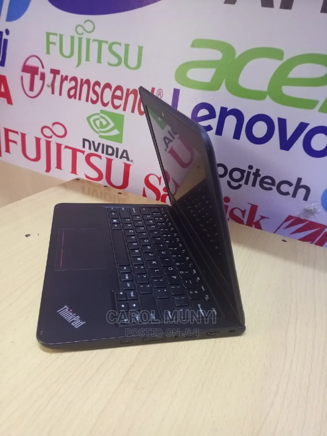 New Laptop Lenovo Yoga 11e 4GB Intel Pentium SSD 128GB