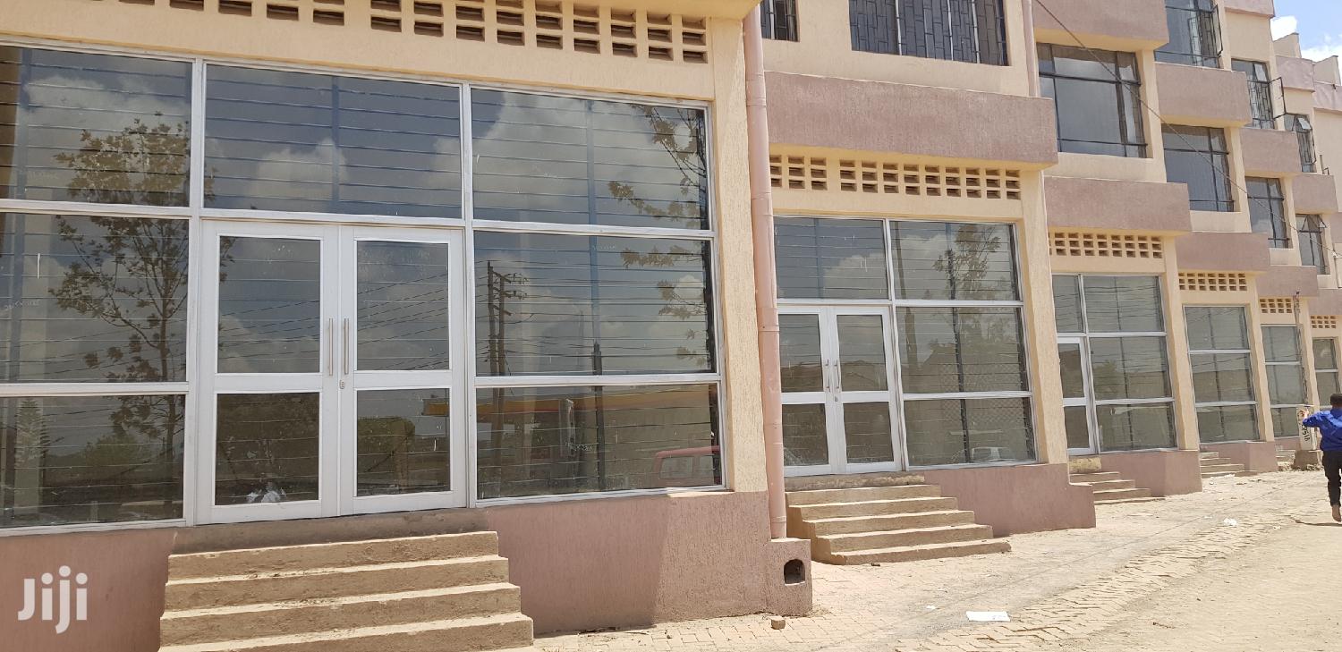 Showroom to Let