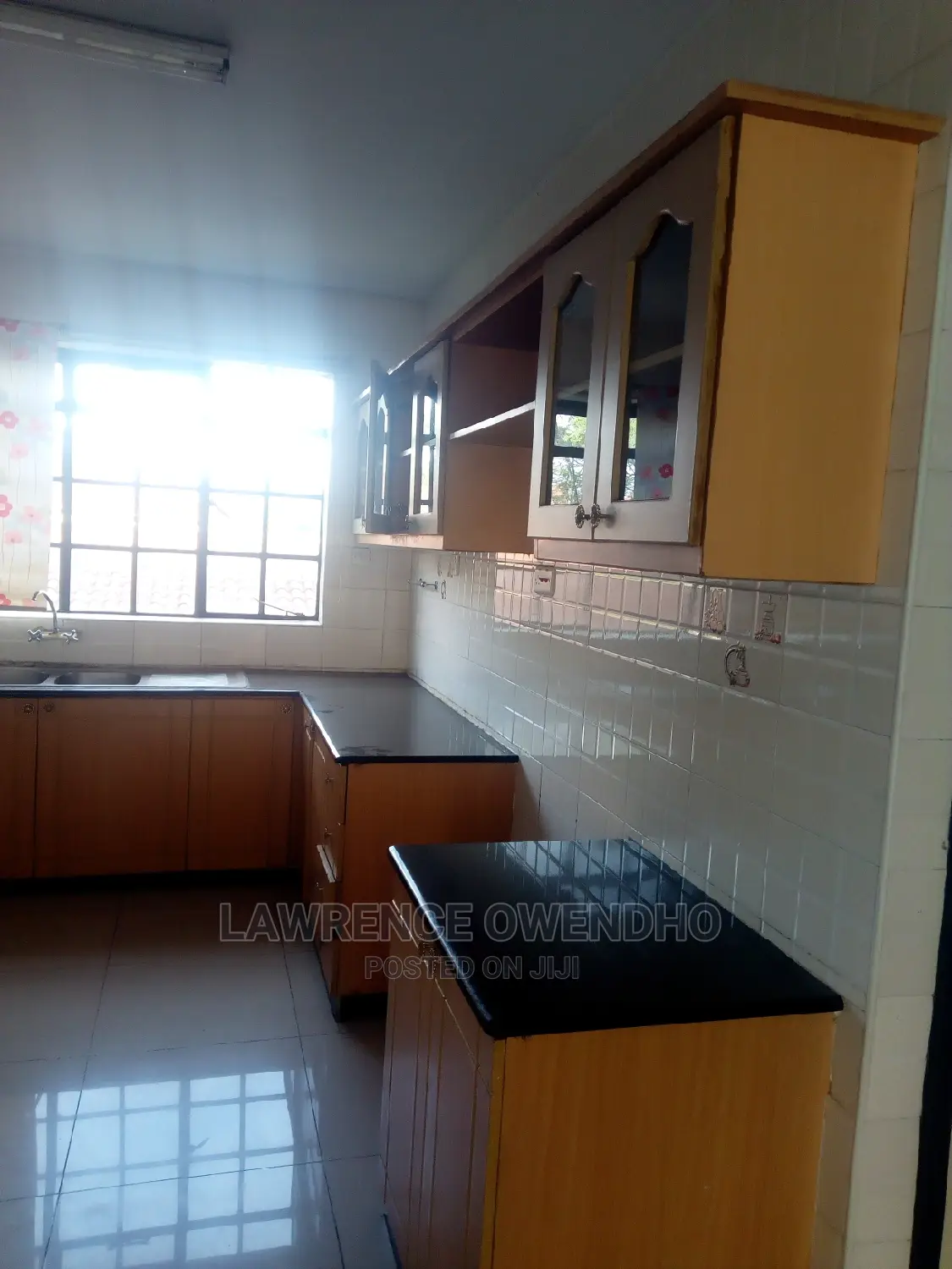 4bdrm Apartment in Riverside Drive for Rent