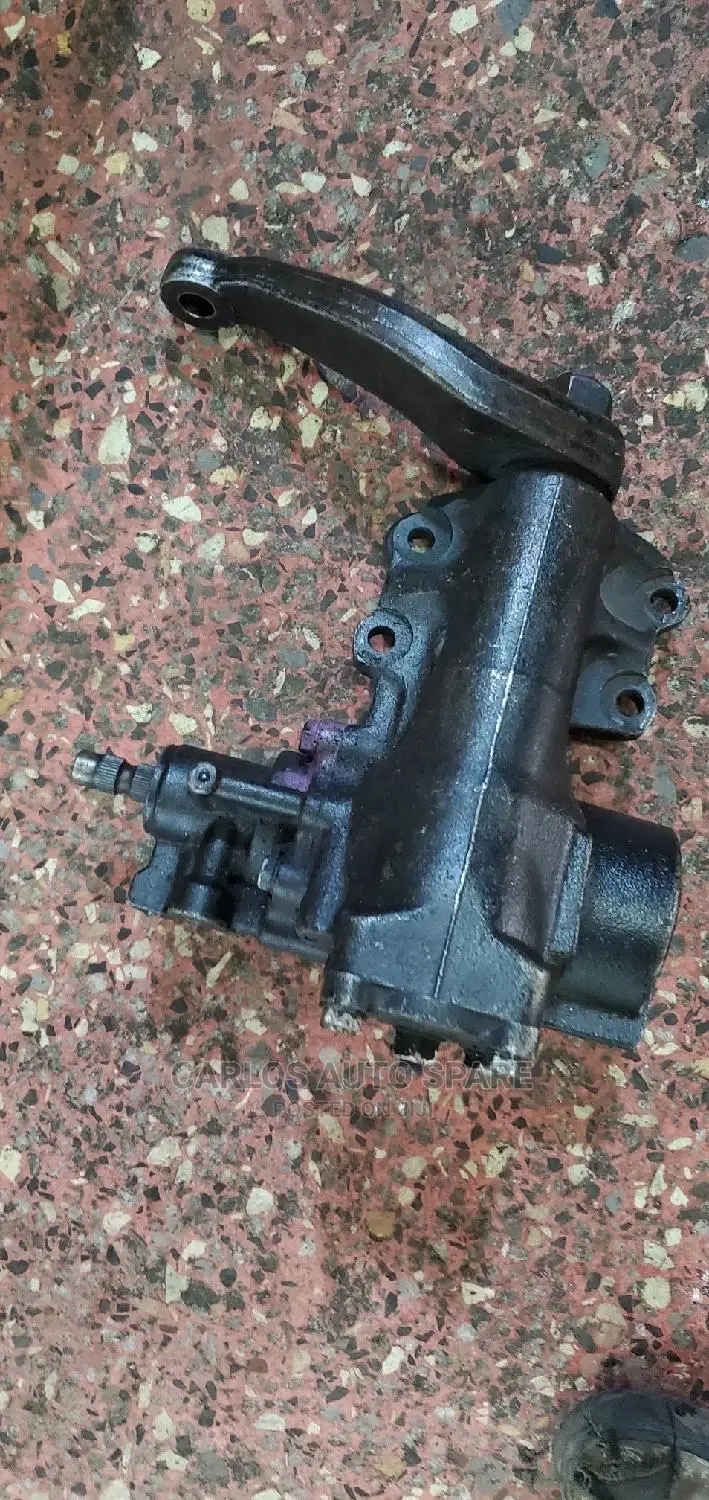 Steering Box Landcruiser 79