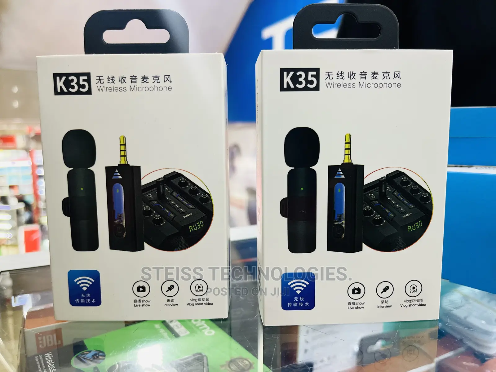 Double Wireless Microphone.