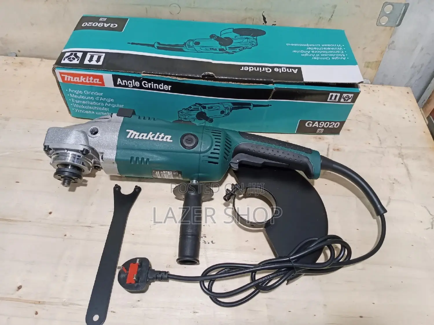 Makita Grinder 9 Inch