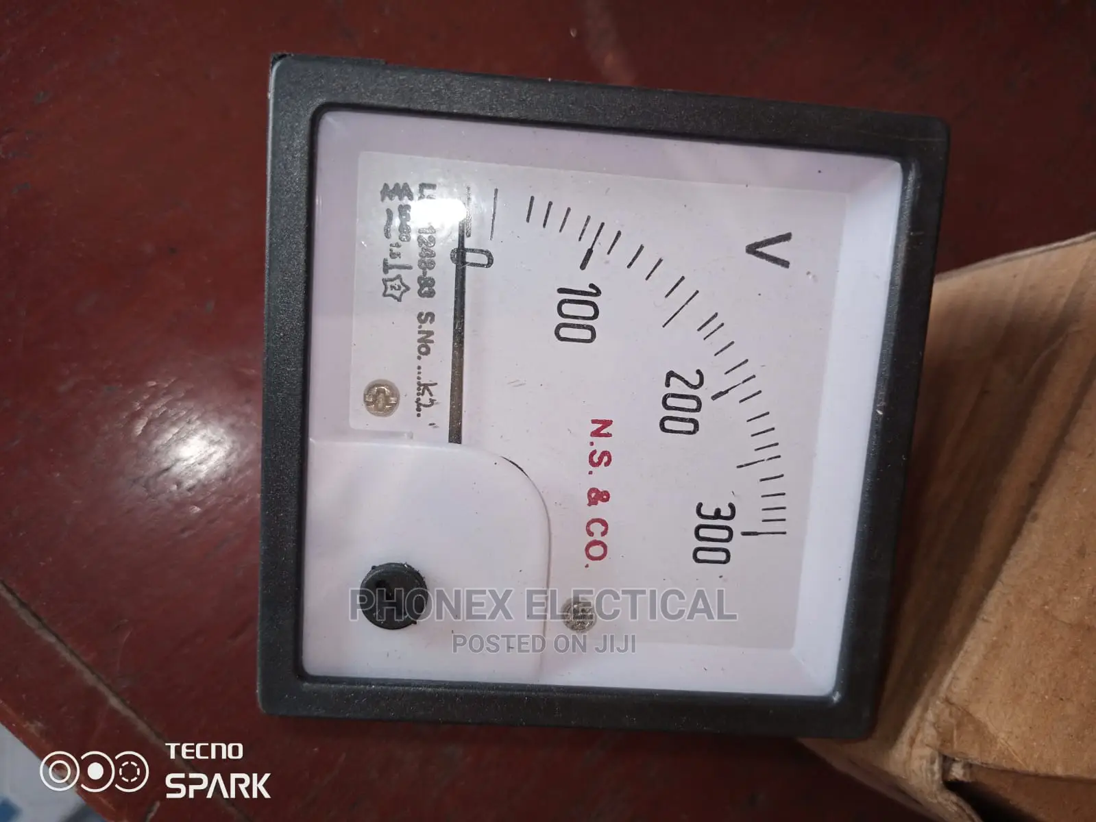 Voltmeter Measure