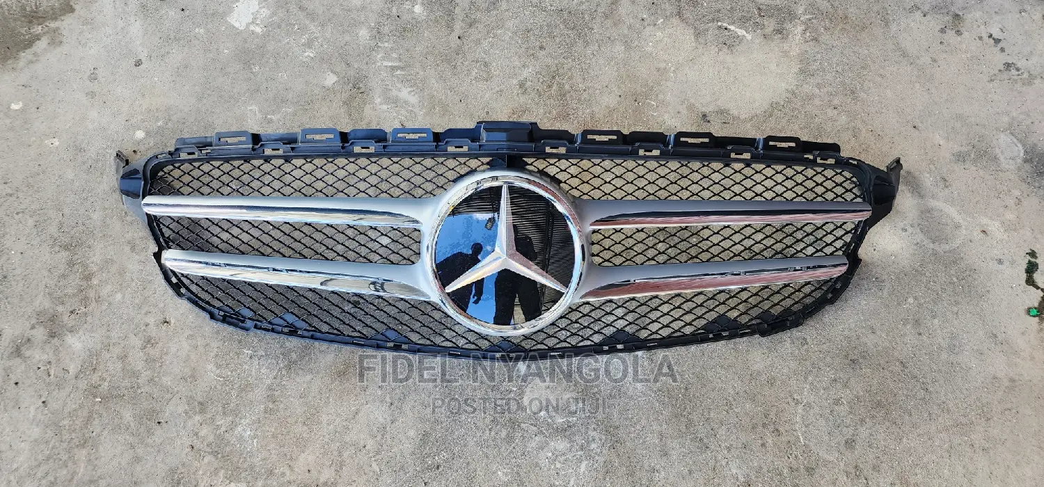 Mercedes Benz C200/C250 AMG Package Front Grill