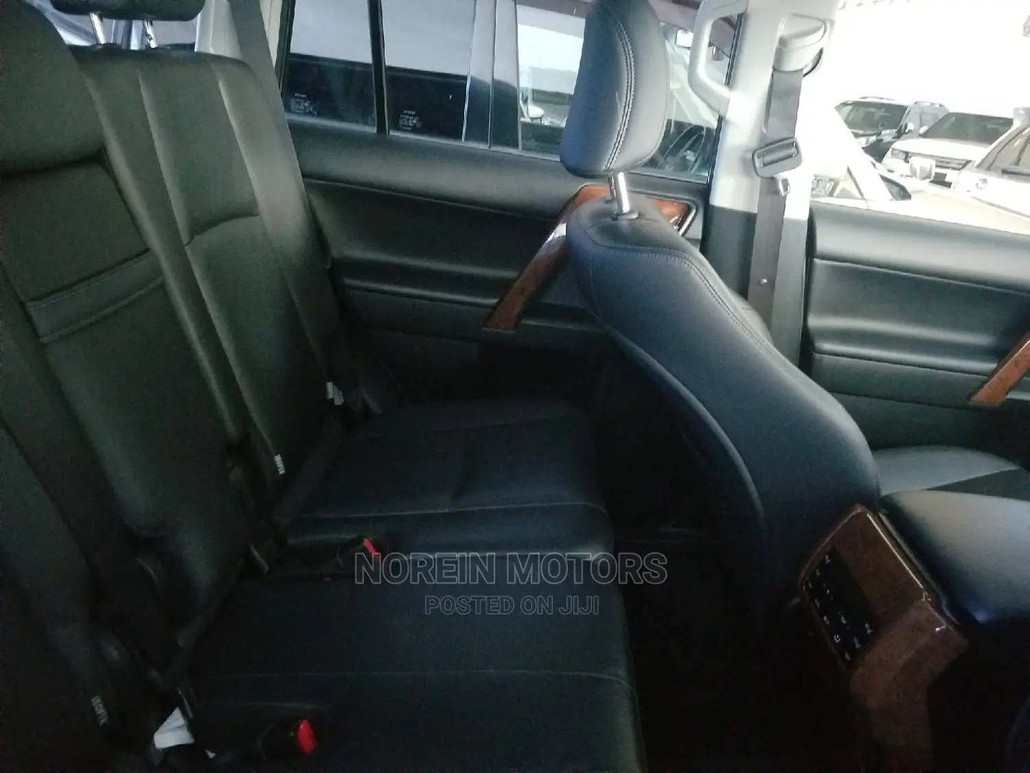 Toyota Land Cruiser 4.0 V6 GXR 2016 Blue