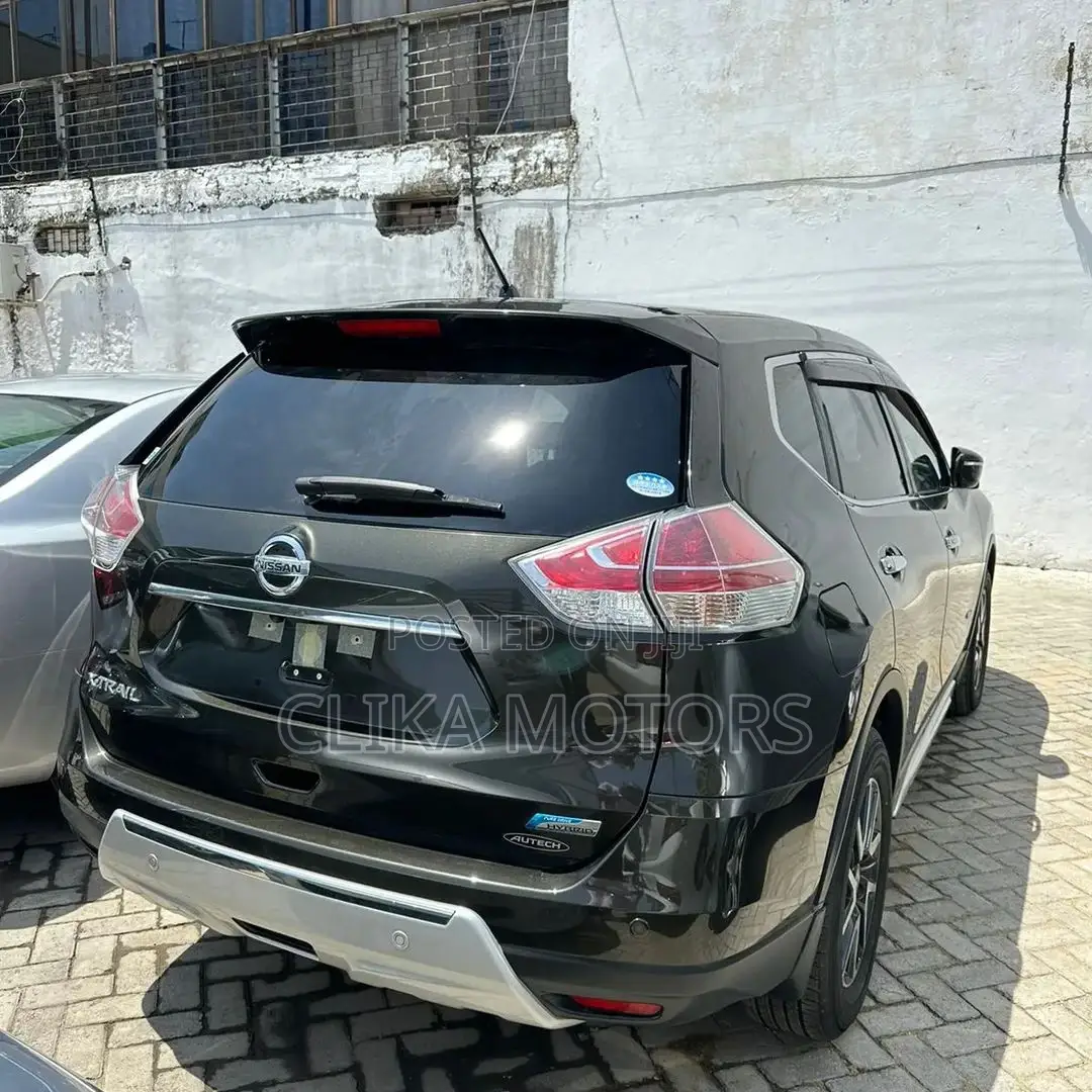 Nissan X-Trail 2016 Green