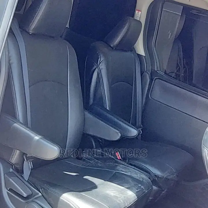 Toyota Voxy 2016 White