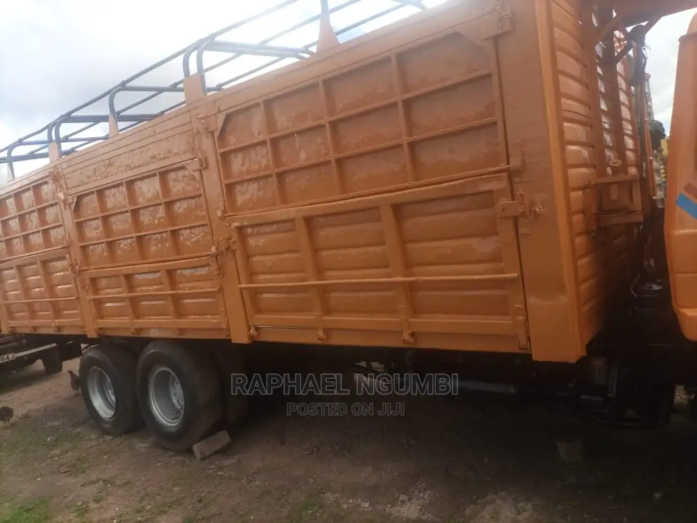 Nissan Diesel Truck Kaj 1997 Yellow
