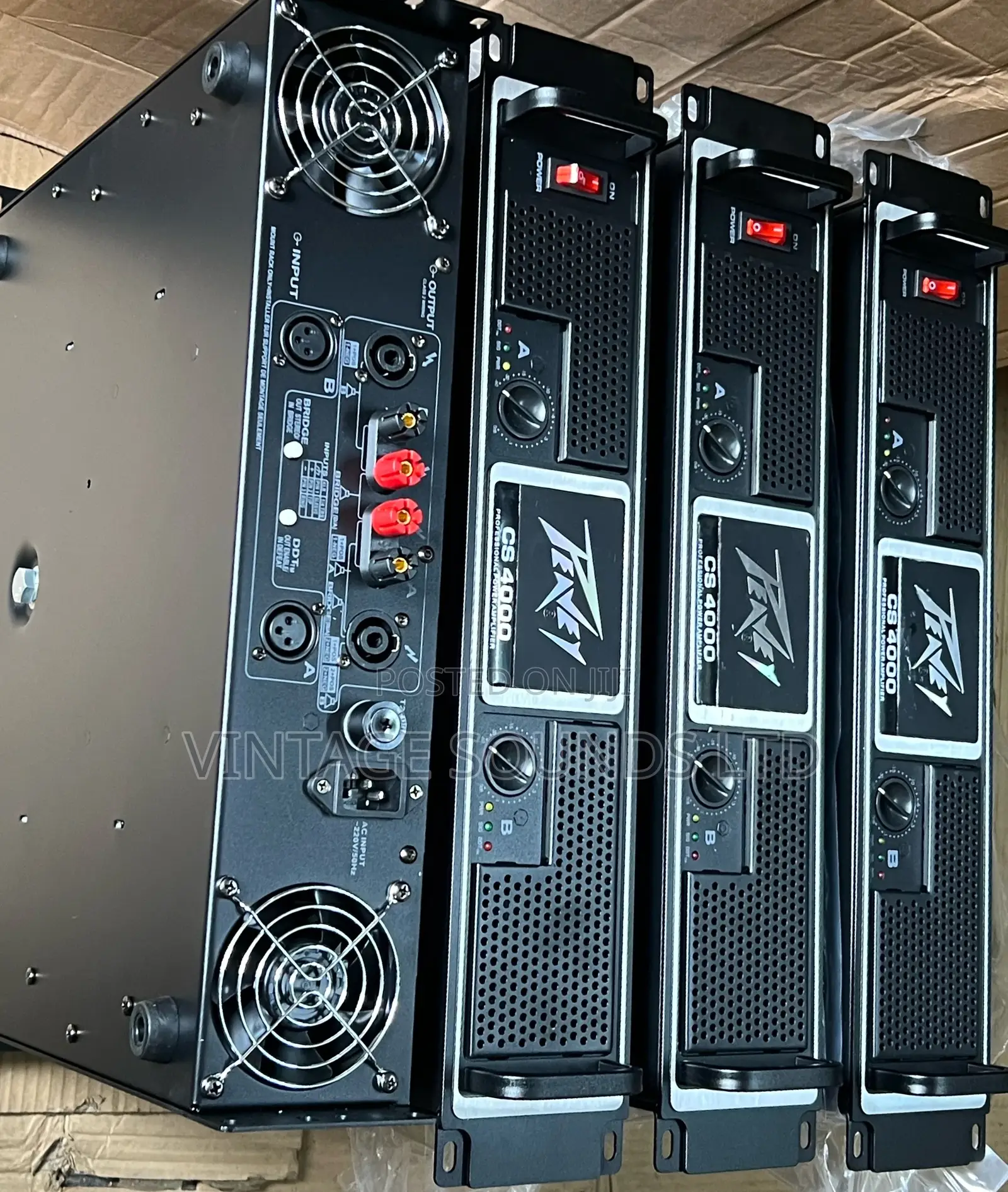 Peavey CS4000-4000 Watt Power Amplifier