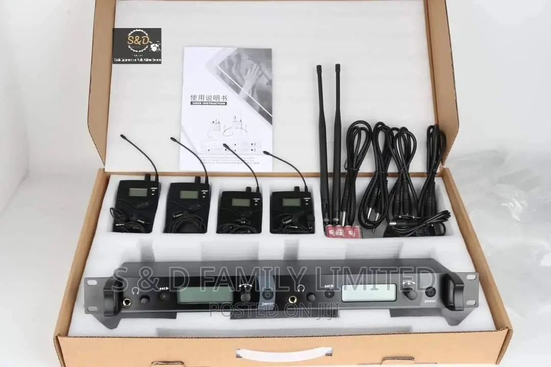 4 in 1 Ear Monitors