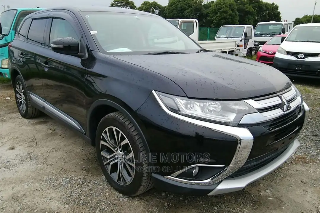 Mitsubishi Outlander 2016 Black
