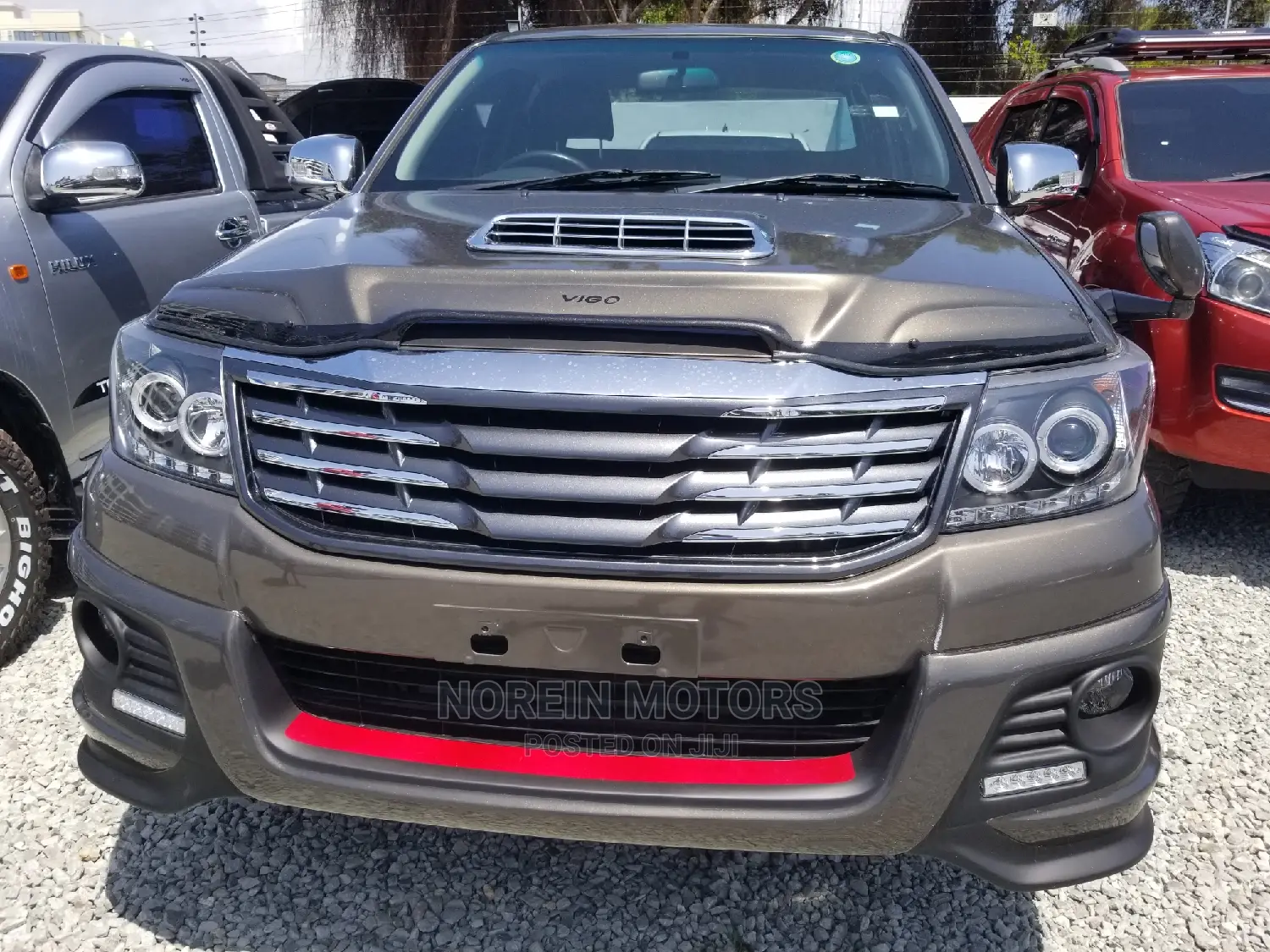 Toyota Hilux SR 4x4 2015 Gray