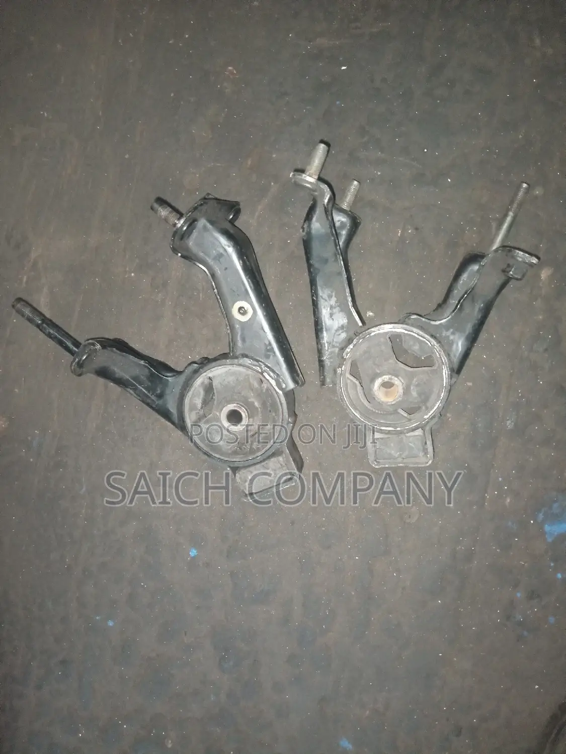 Toyota Fielder Gearbox Mount