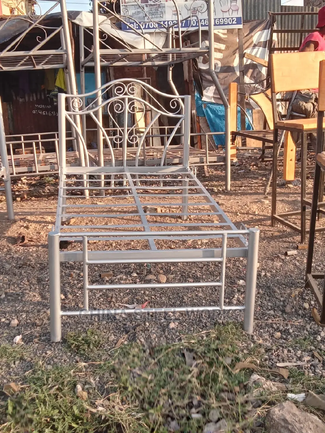 3 by 6 Metalic Bed