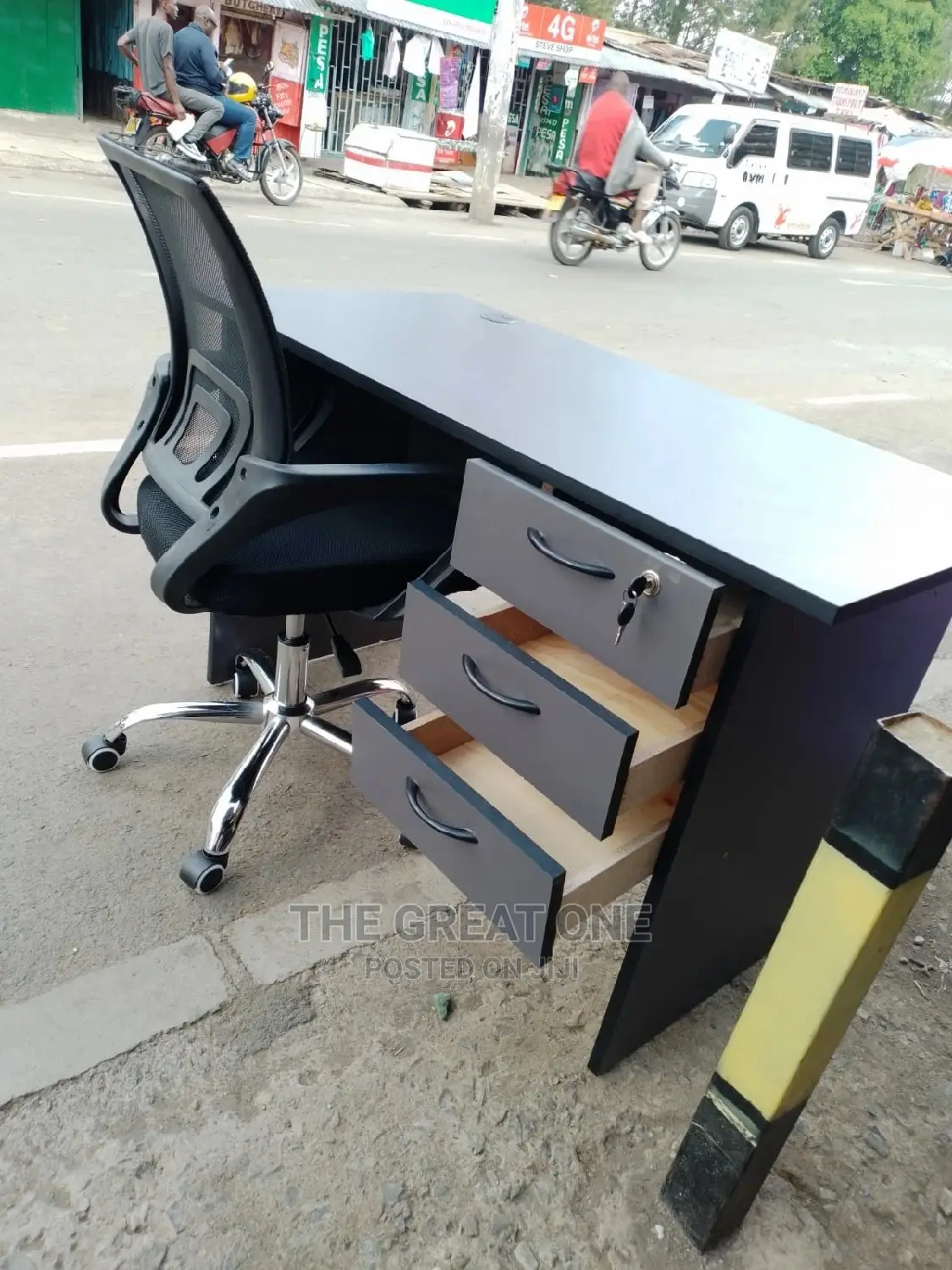 Office Desk
