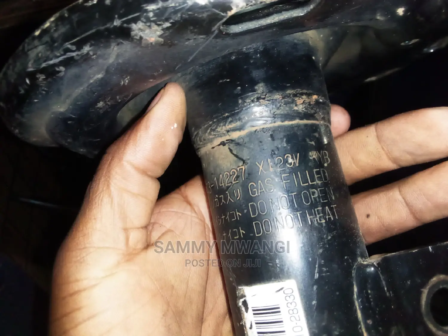 Toyota Noah Front Shocks Kyb
