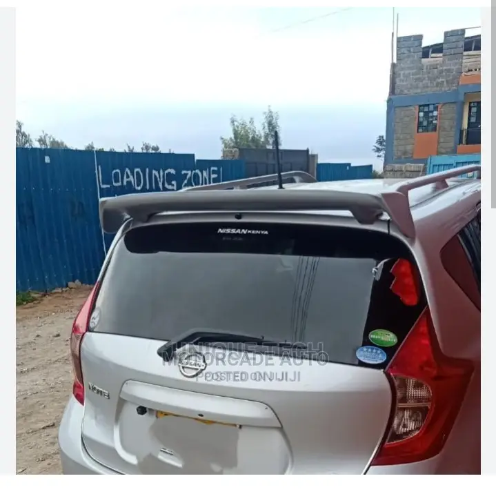 Nissan Note Spoiler