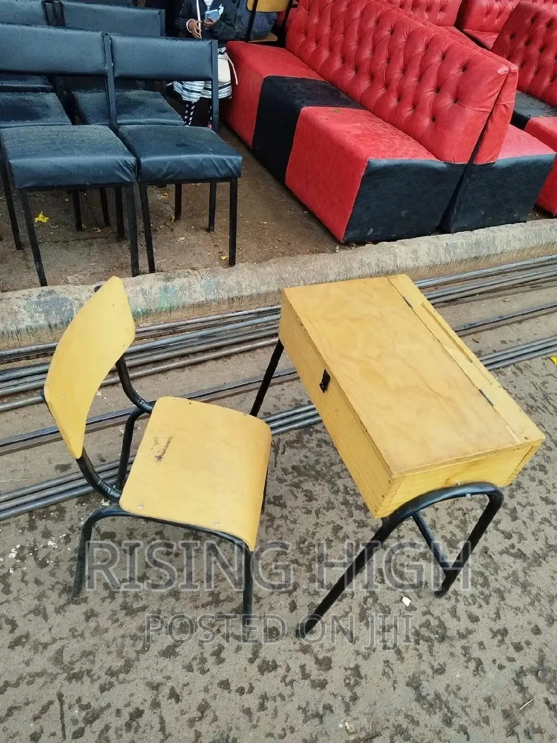 Superior Special Quality School Lockers and Chairs