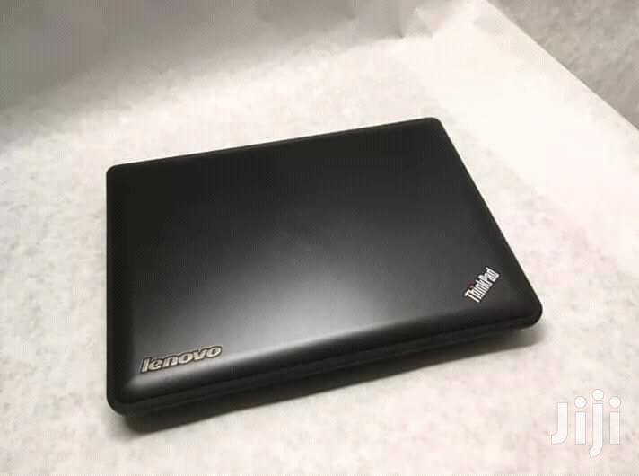 Laptop Lenovo ThinkPad X131e 4GB Intel Core 2 Duo HDD 320GB