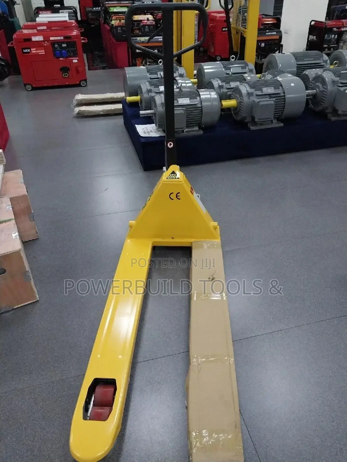 Hisaki 3 Tonne Pallet Truck Narrow Base 550mm