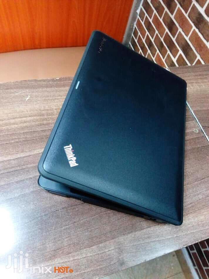 Laptop Lenovo ThinkPad X131e 4GB Intel Core 2 Duo HDD 320GB