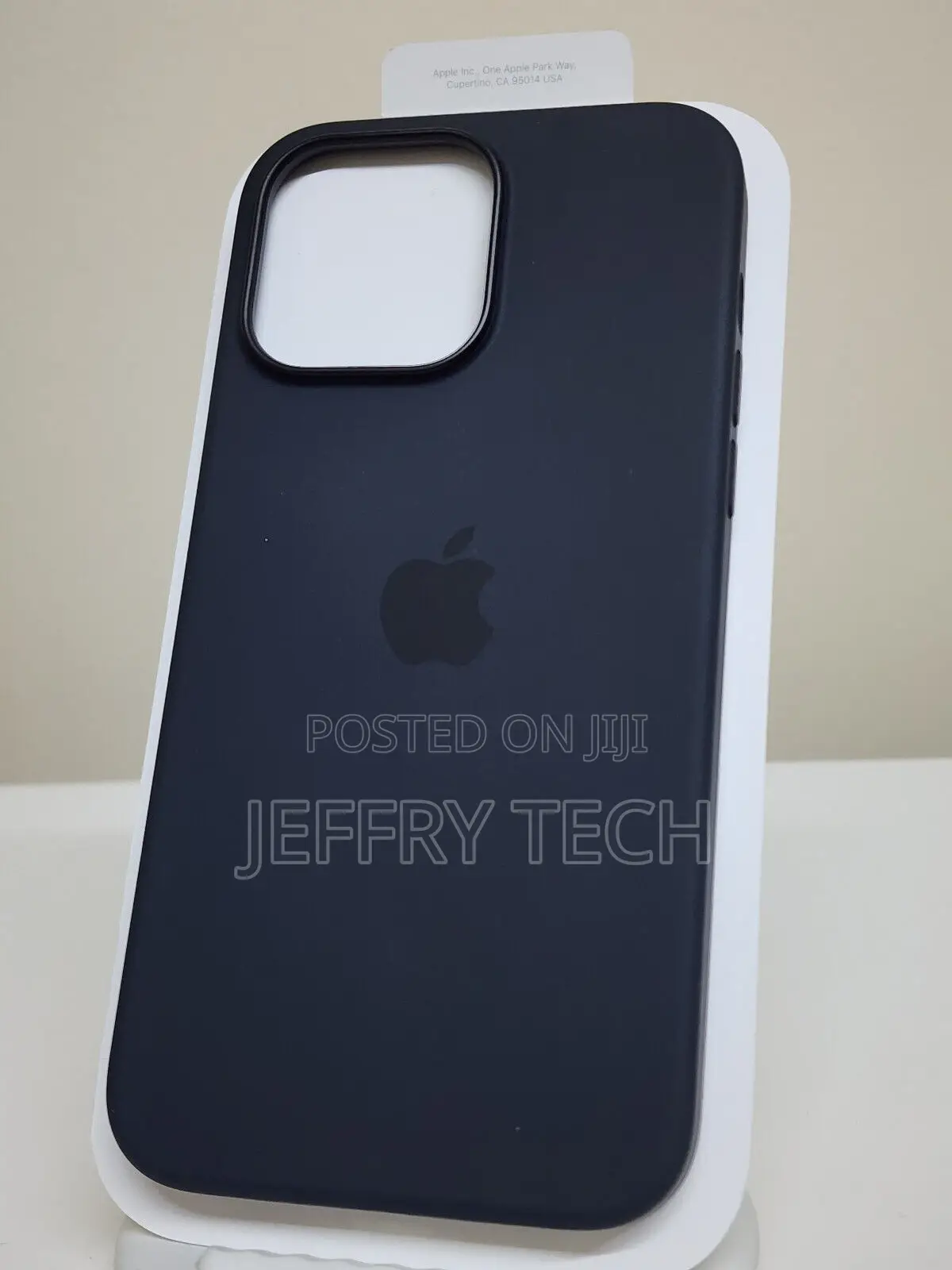 Apple iPhone 14 Pro Max Silicone Case With Magsafe - Midnigh