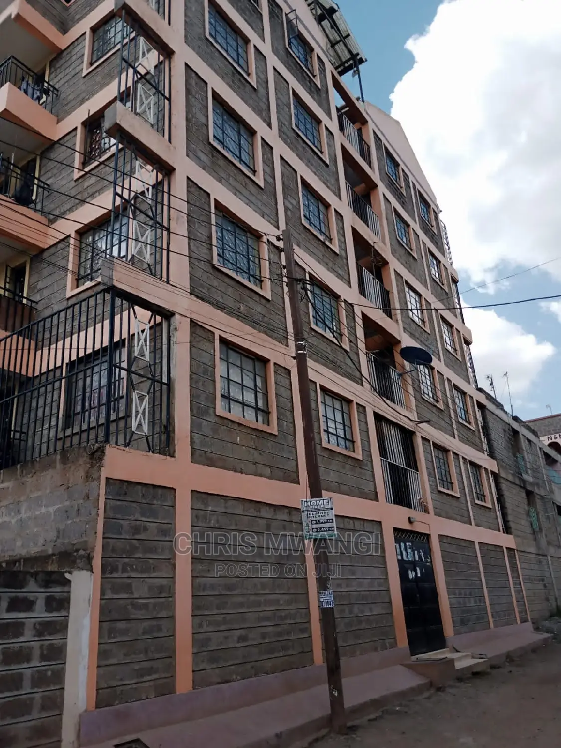 1bdrm Block of Flats in Huntets, Hunters Estate for Sale
